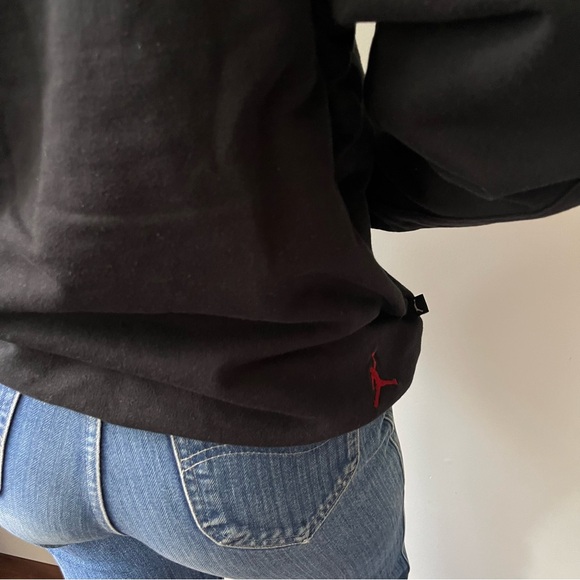 Black and Red Vintage Air Jordan Hoodie - Picture 6 of 9